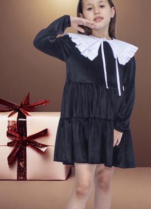 Нарядное велюровое платье  со съемным воротником1 фото