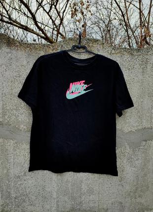 Женская футболка nike tee boy futura5 фото