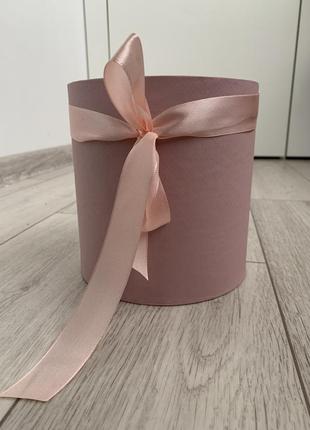 Подарункові коробки для квітів 3