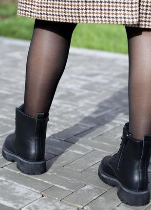 Ботинки зимние с мехом эко кожа бежевые черные6 фото