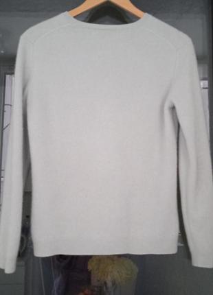 Кашеміровий светр.