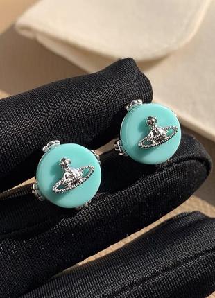 Сережки в стилі chanel