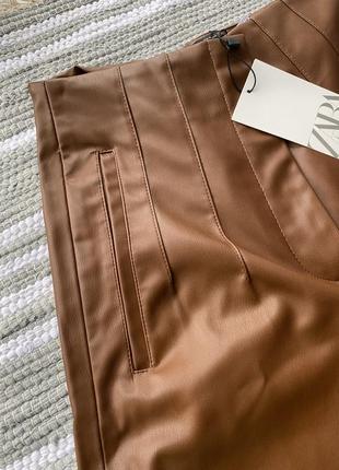 Коричневые брюки с высокой посадкой эко кожи zara кожаные штаны зара лосины леггинсы8 фото