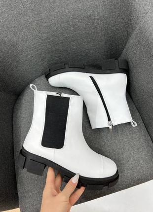 Белые кожаные ботинки челси с замком цвет по выбору