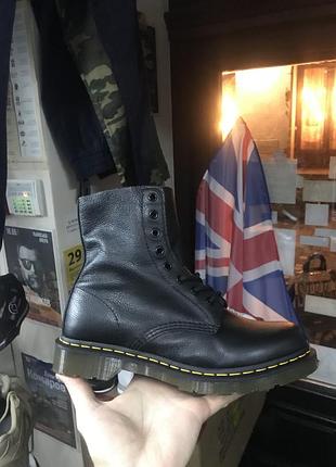 Черевики dr. martens virginia pascal black