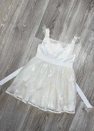 Платье белое
