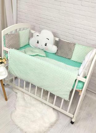 Комплект детского постельного белья c защитой, подушкой, одеялом и бантом, зеленый6 фото