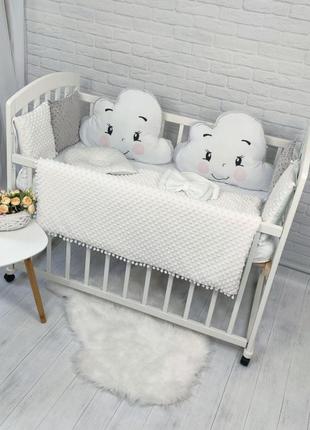 Комплект детского постельного белья c защитой, подушкой, одеялом и бантом, серый4 фото