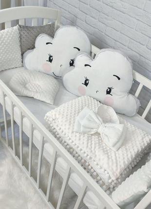 Комплект детского постельного белья c защитой, подушкой, одеялом и бантом, серый2 фото