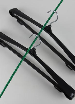 Плечики для одежды усиленные 45 см с металлическим крючком, черные5 фото