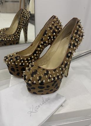 Круті брендові туфлі kandee animal print