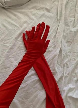 Перчатки атлас рукавички длинные тряпочные красные червоні