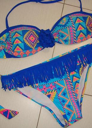 Яркий купальник л