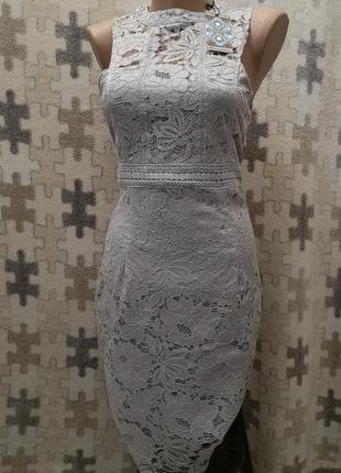 Ажурна силуетна романтична сукня