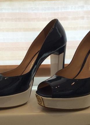 Женская итальянская обувь – туфли giovanni giusti  новые р.393 фото