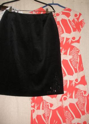 Чорного оксамиту  спідниця оздоблена вишивкою бісером2 фото