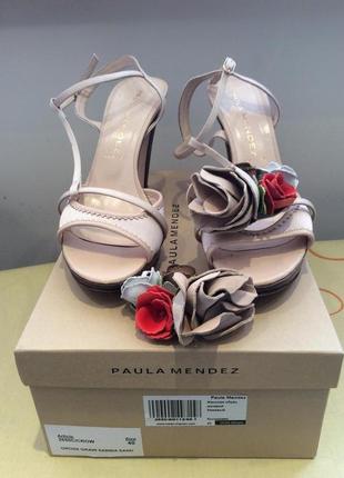 Жіночі бежеві босоніжки італійські paula mendez р. 40