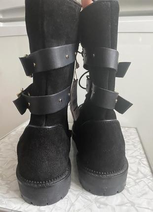 Черные кожаные ботинки stradivarius 397 фото