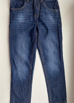 Джинси.