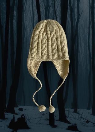 В’язана вінтажна  шапка