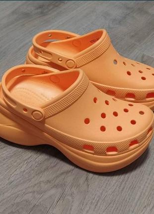 Crocs bae clog black крокси на платформі жовтогарячі оригінал