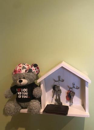 Ключниця з поличкою