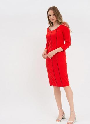 Красное платье-футляр lesya