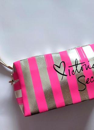 Victoria's secret косметичка рожева сумочка брендова вікторіас секрет сікрет у смужку
