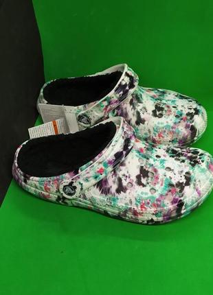 Утеплені крокси crocs classic lined tie dye clogs (206341-4su) оригінал5 фото