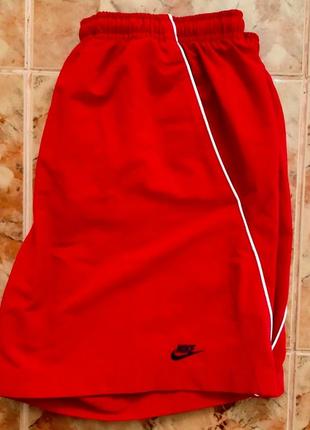 Оригінальні шорти nike