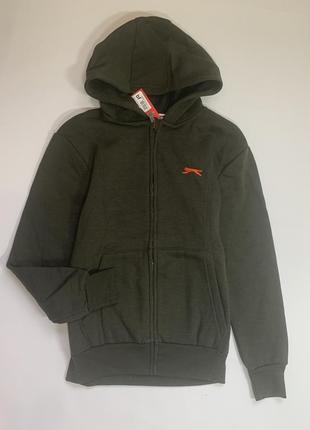 Кофта на замку