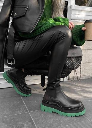 Женские кожаные ботинки на флисе bottega veneta  low black green