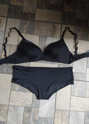 Купальник (85д)