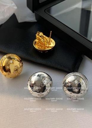 Сережки в стилі chanel 5