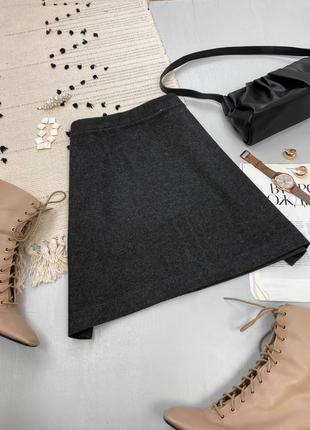 Базова тепла спідниця трапеція сірого кольору