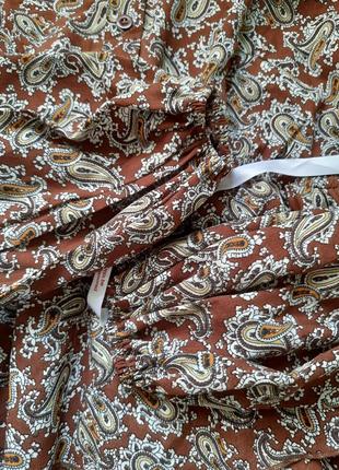 Сукня з турецькими огірками з оборками missguided8 фото