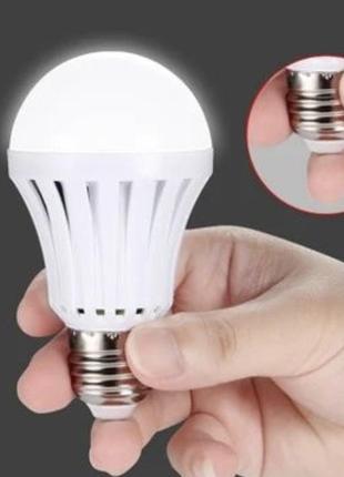 Лампочка на аккумуляторі 12w, лампочка з вбудованим аккумулятором