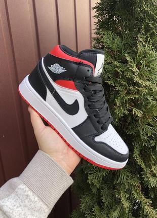 Кросівки nike air jordan 1 retro white black red