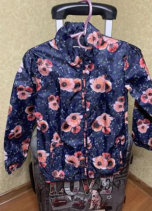 Куртка на дівчинку на зріст 110