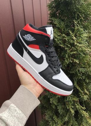 Кросівки nike air jordan 1 retro white black red1 фото