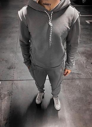 Утеплений спортивний костюм