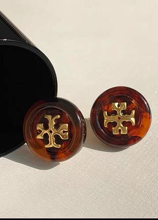 Сережки в стилі tory burch 3