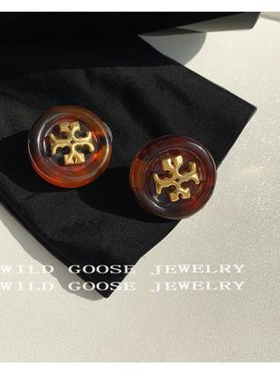 Сережки в стилі tory burch 7