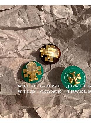 Сережки в стилі tory burch 9