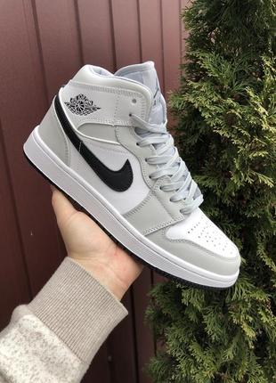 Кросівки nike air jordan 1 retro white black grey