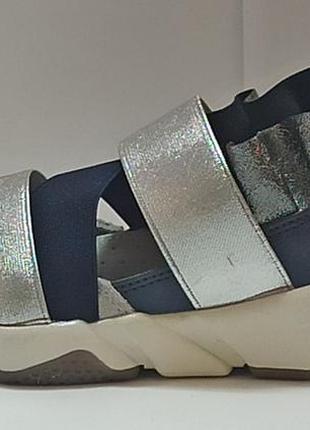 Кросівки спортивне весняне осіннє взуття мокасини казка для дівчинки р.345 фото