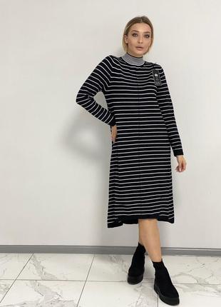 Теплое трикотажное платье, италия