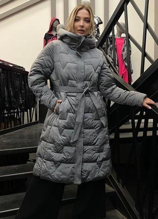 Пальто зимове з капюшоном, італія