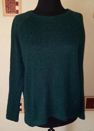 Свитер изумрудного цвета