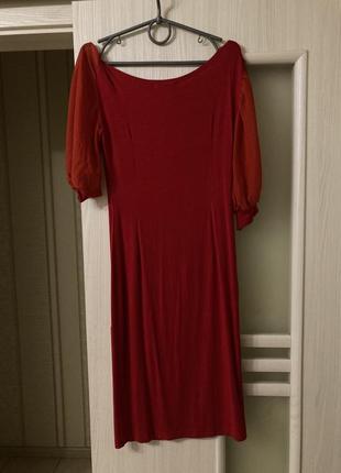 Платье красное по фигуре с рукавами-воланами7 фото